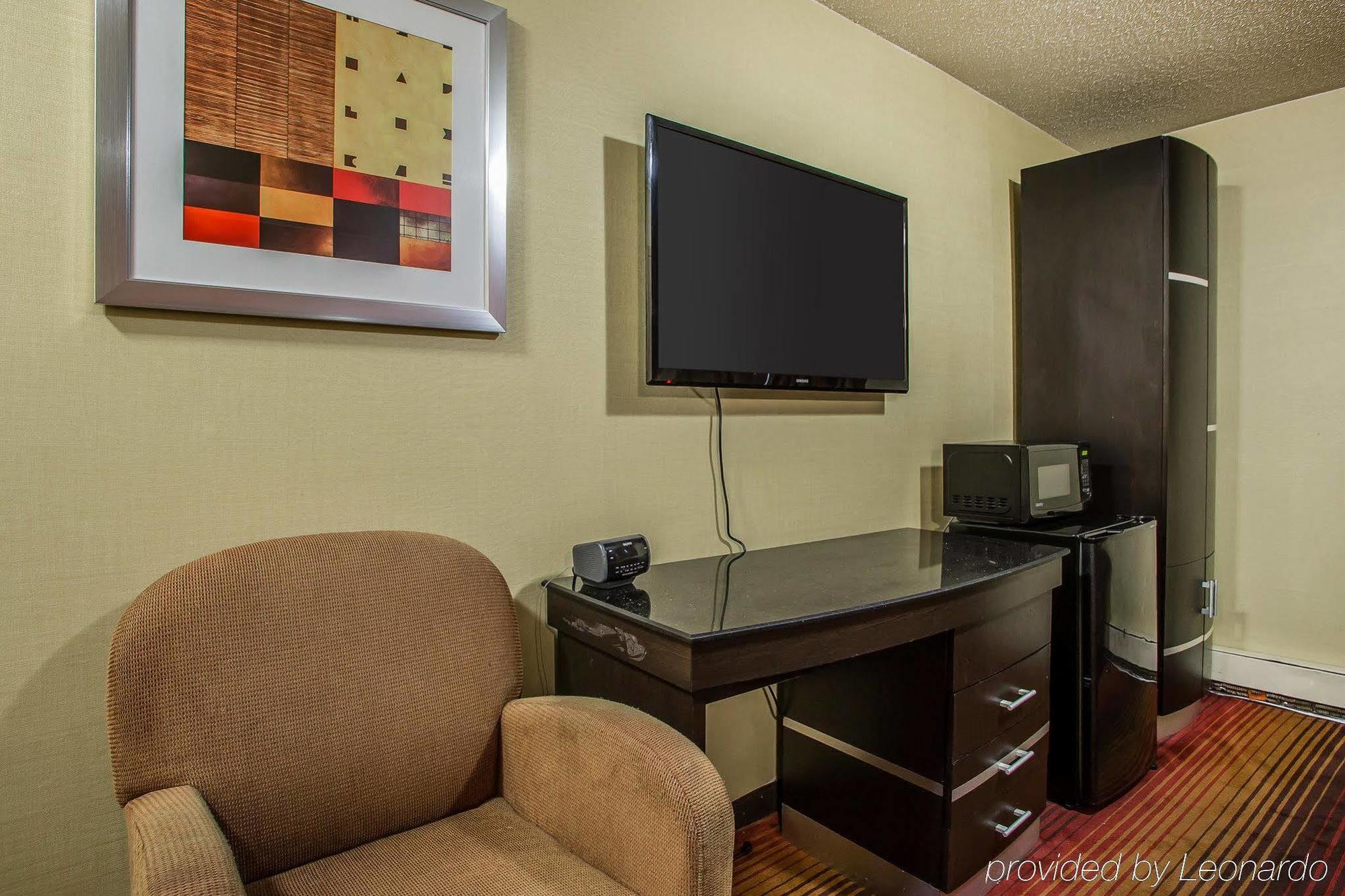 Rodeway Inn Belleville Екстер'єр фото